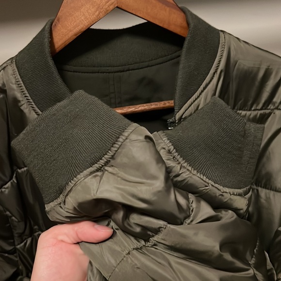 Abercrombie&Fitch Reversible Padded Olive Bomber Size S - Picture 7 of 7
